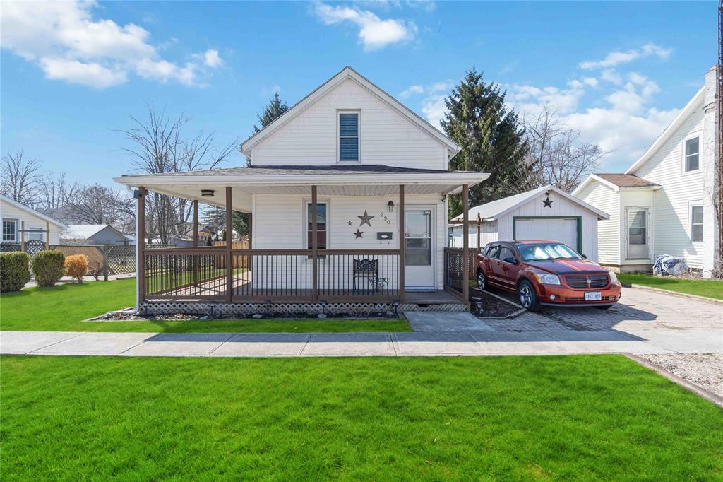 290 QUEEN Street, Chatham Township, Ontario, Canada