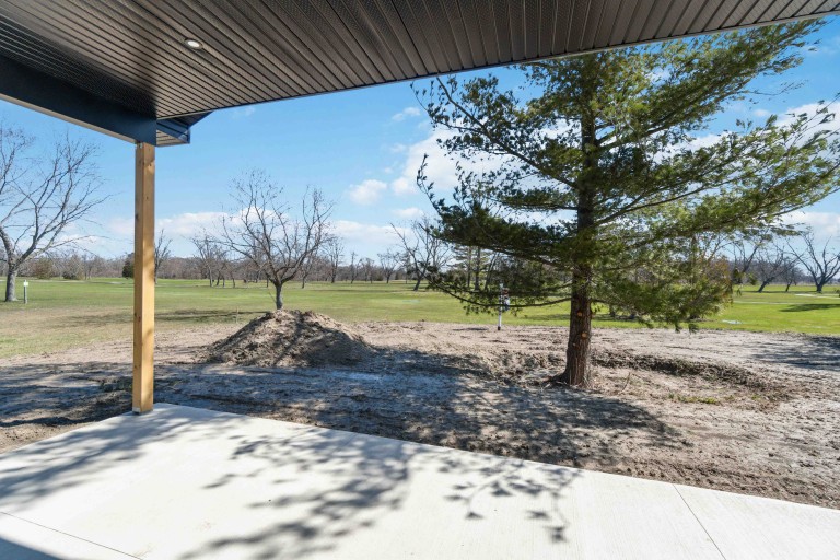 9186 Indian Hills Trail, Lambton Shores, Ontario, Canada