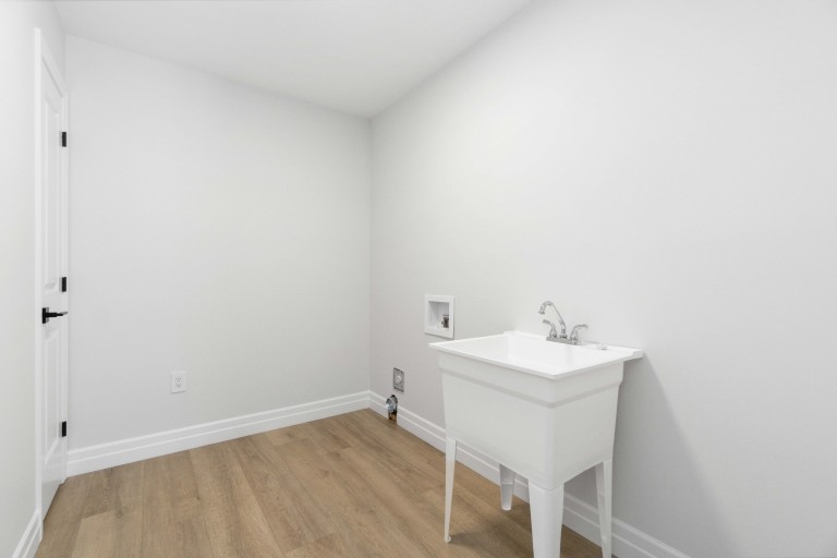 624 Sweetbay Crescent, Sarnia, Ontario, Canada