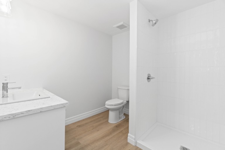 624 Sweetbay Crescent, Sarnia, Ontario, Canada