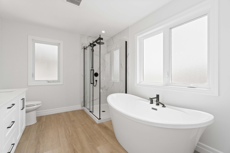 624 Sweetbay Crescent, Sarnia, Ontario, Canada