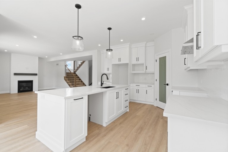 624 Sweetbay Crescent, Sarnia, Ontario, Canada