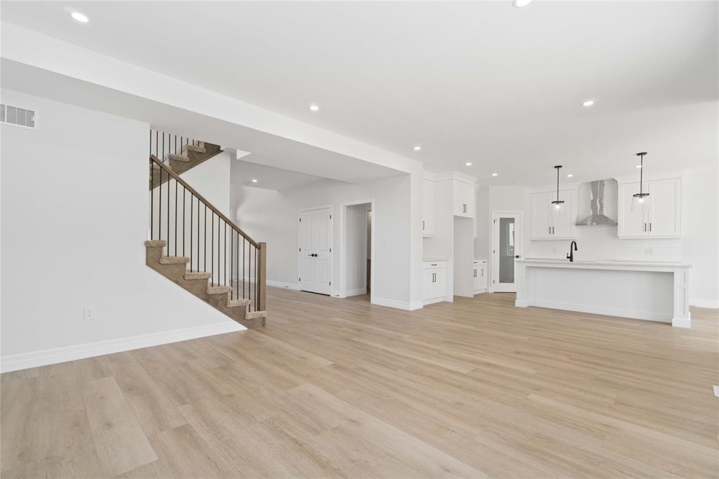 624 SWEETBAY Crescent, Sarnia, Ontario, Canada