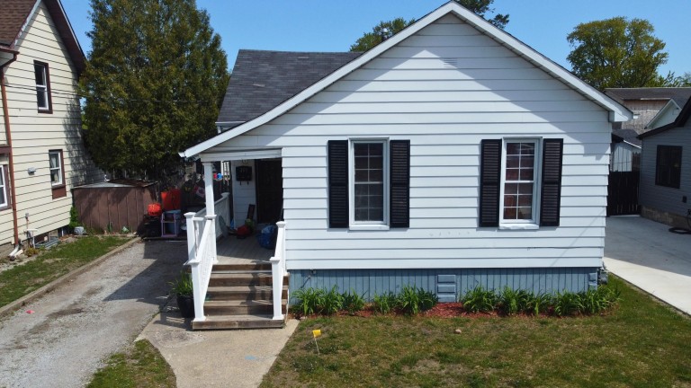 360 Nelson Street, Sarnia, Ontario, Canada