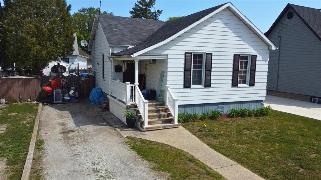 360 NELSON Street, Sarnia, Ontario, Canada