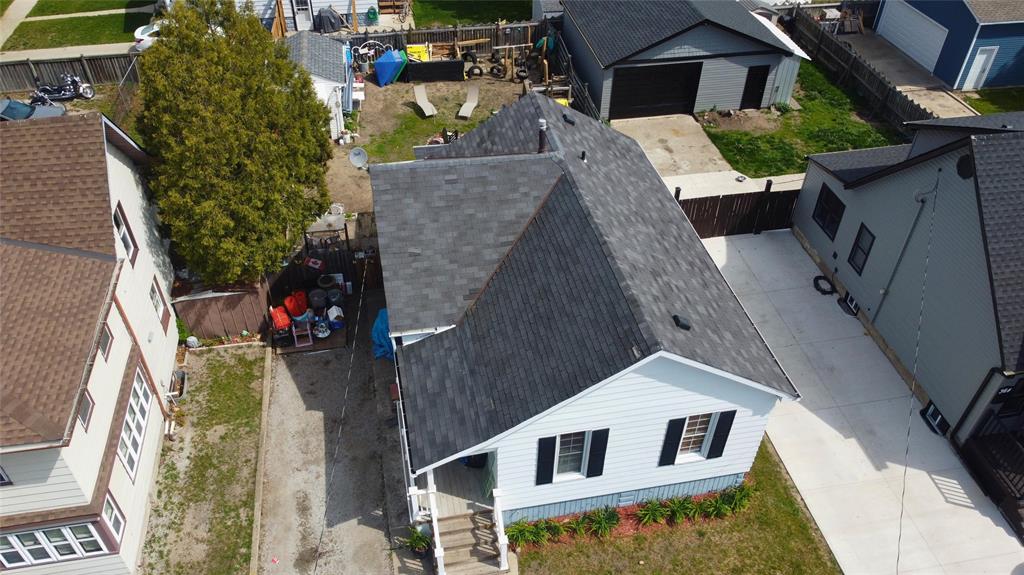 360 NELSON Street, Sarnia, Ontario, Canada