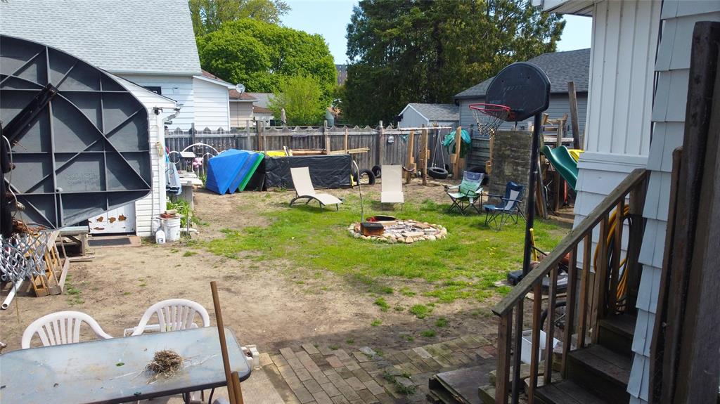 360 NELSON Street, Sarnia, Ontario, Canada