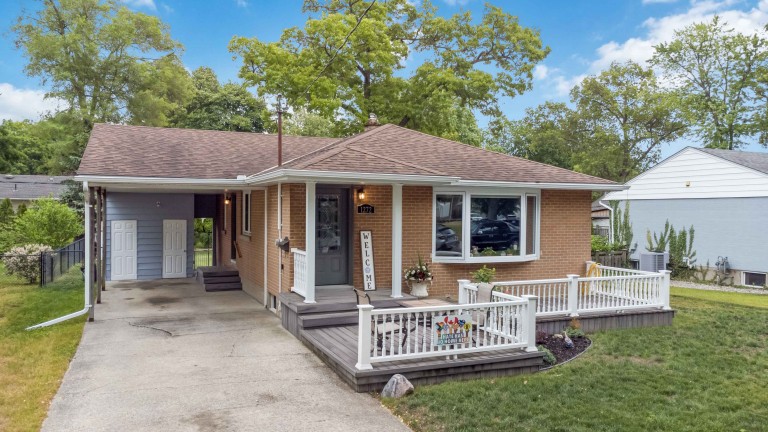 1272 Coral Way, Sarnia, Ontario, Canada