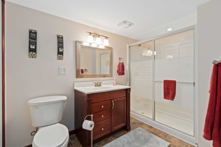 1272 Coral Way, Sarnia, Ontario, Canada
