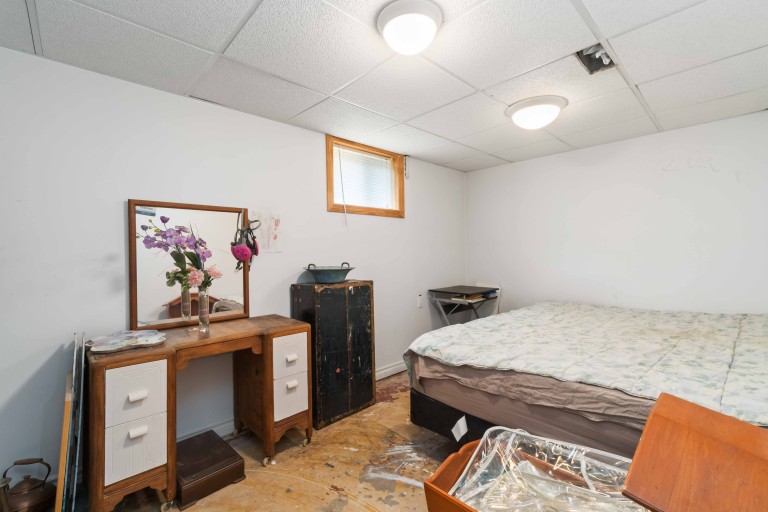 1272 Coral Way, Sarnia, Ontario, Canada