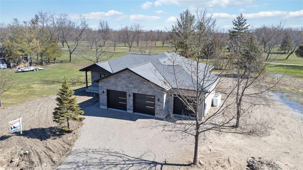 9186 INDIAN HILLS Trail, Lambton Shores, Ontario, Canada