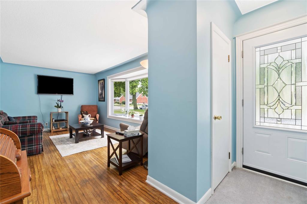 1272 CORAL Way, Sarnia, Ontario, Canada