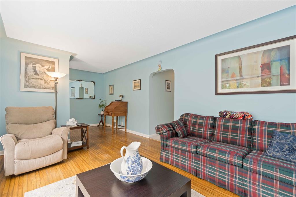 1272 CORAL Way, Sarnia, Ontario, Canada