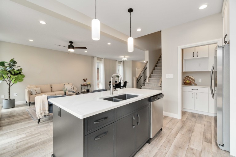 117 Kamal Drive, Sarnia, Ontario, Canada