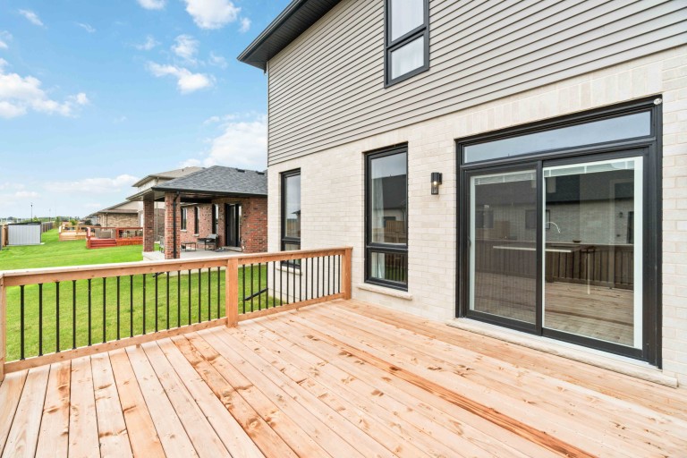 117 Kamal Drive, Sarnia, Ontario, Canada