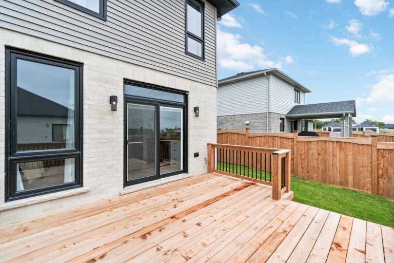117 Kamal Drive, Sarnia, Ontario, Canada