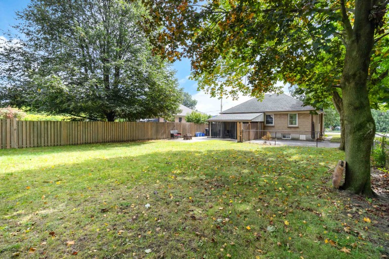 1024 Hamilton Road, London, Ontario, Canada