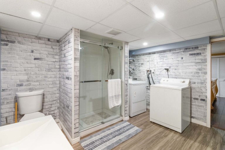 1024 Hamilton Road, London, Ontario, Canada
