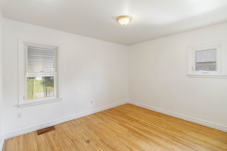 1024 Hamilton Road, London, Ontario, Canada