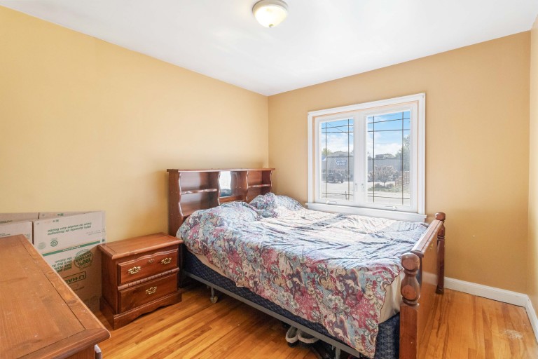 1024 Hamilton Road, London, Ontario, Canada