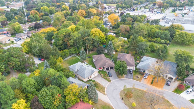 137 Magee Place, London, Ontario, Canada