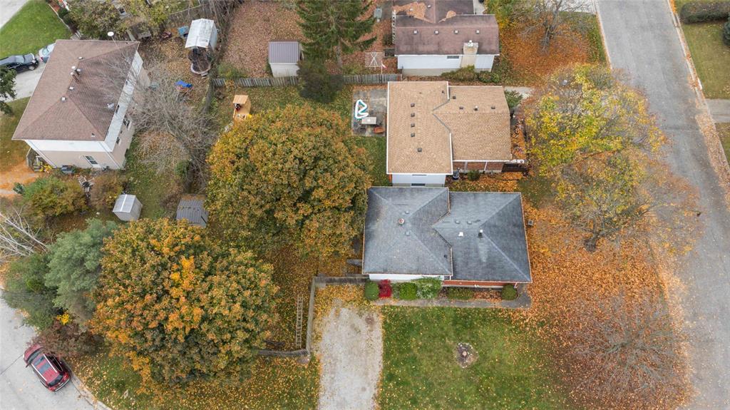 4049 CHARLIE Street, Petrolia, Ontario, Canada
