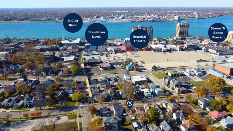 110 Brock Street North, Sarnia, Ontario, Canada