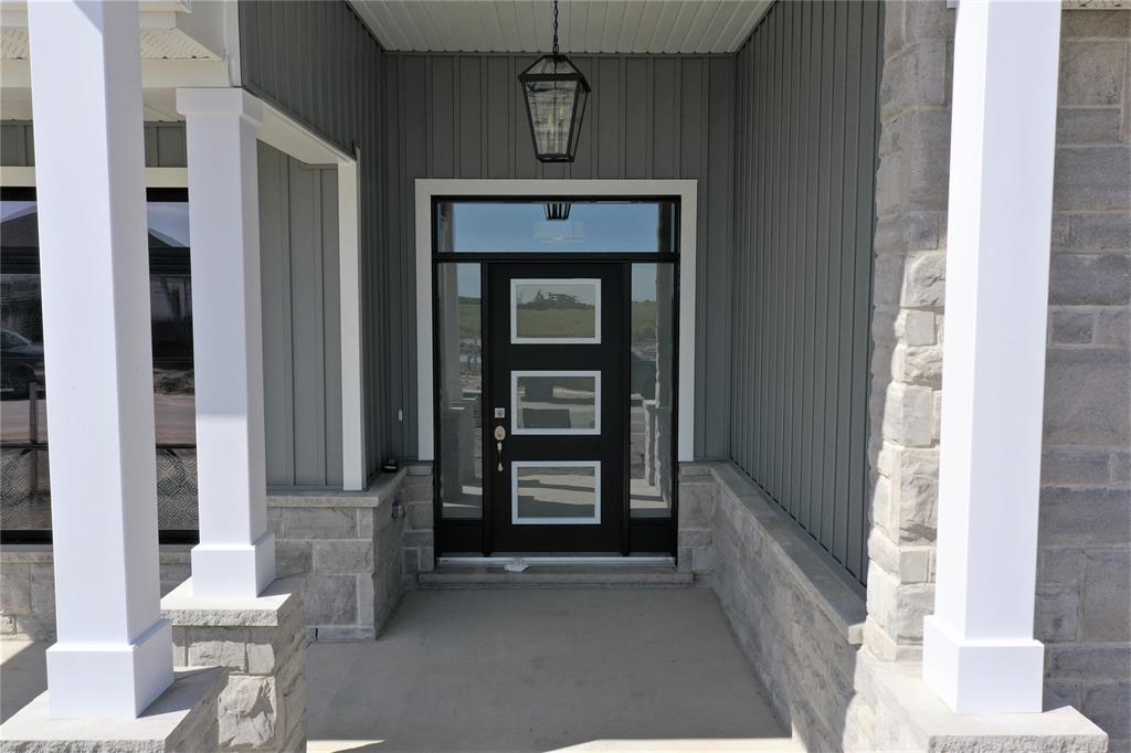 654 KETTER Way, Plympton-Wyoming, Ontario, Canada