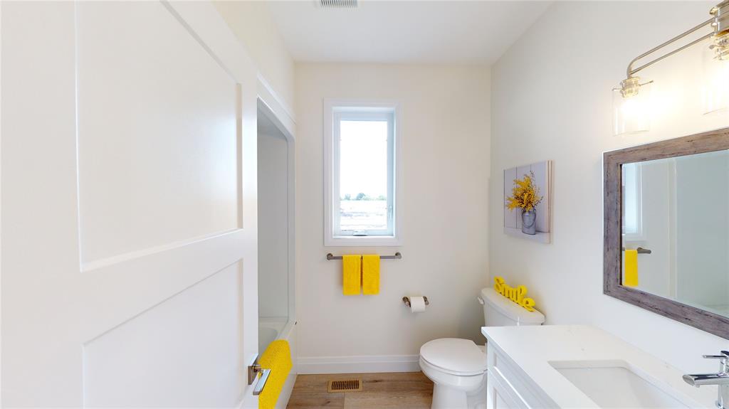 654 KETTER Way, Plympton-Wyoming, Ontario, Canada