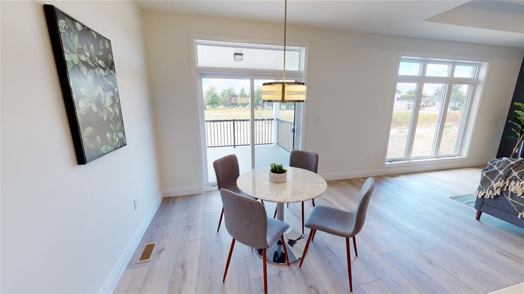 654 KETTER Way, Plympton-Wyoming, Ontario, Canada