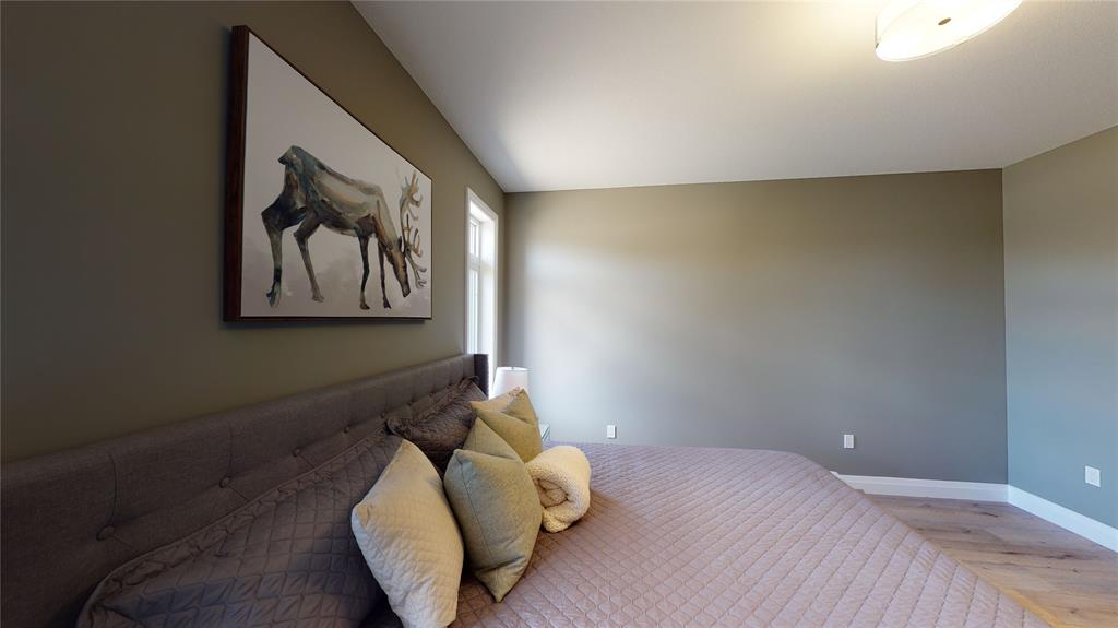 654 KETTER Way, Plympton-Wyoming, Ontario, Canada