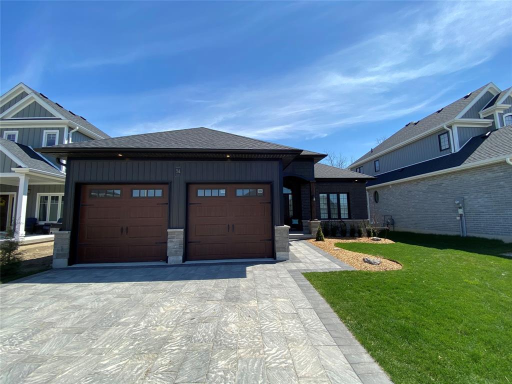 644 KETTER Way, Plympton-Wyoming, Ontario, Canada