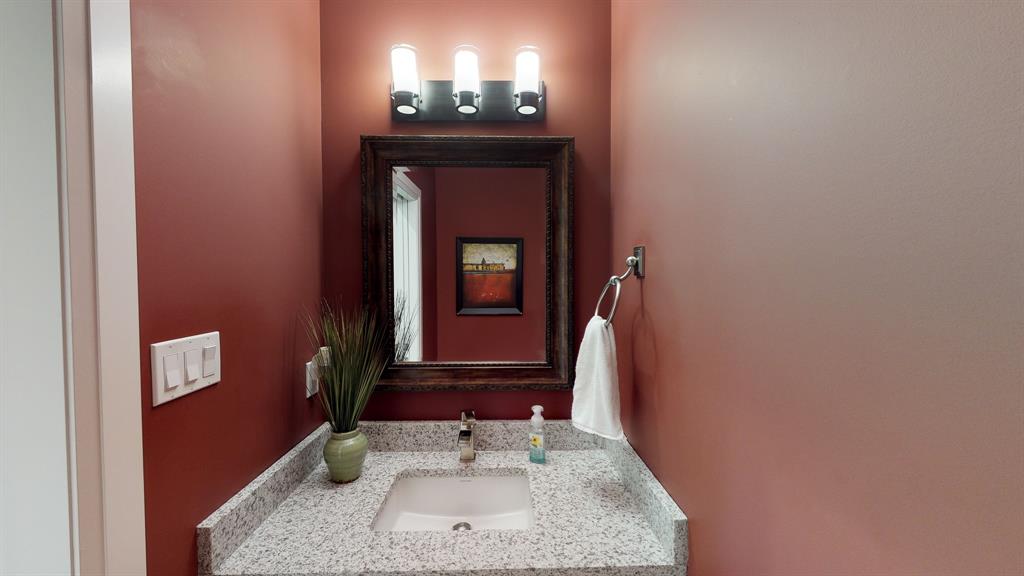 481 HURON Street, Plympton-Wyoming, Ontario, Canada photo 27