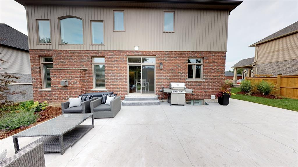 481 HURON Street, Plympton-Wyoming, Ontario, Canada photo 45