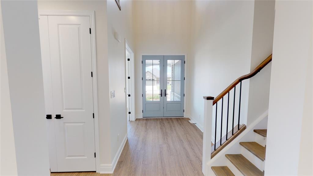 485 JULIANNA Court, Plympton-Wyoming, Ontario, Canada photo 2