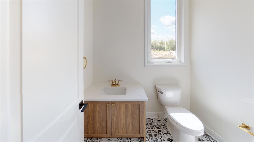 485 JULIANNA Court, Plympton-Wyoming, Ontario, Canada photo 44