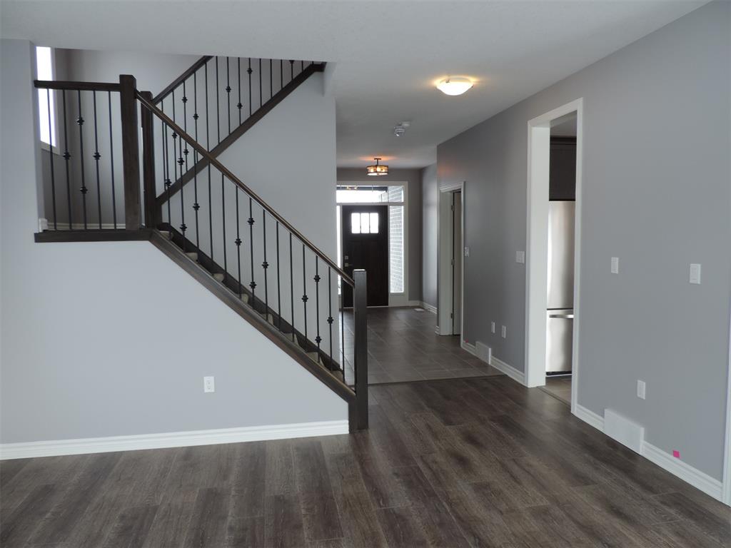 481 JULIANNA Court, Plympton-Wyoming, Ontario, Canada photo 2