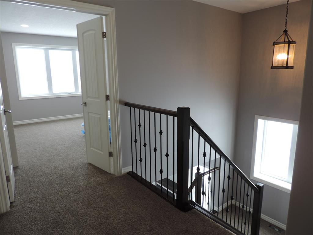 481 JULIANNA Court, Plympton-Wyoming, Ontario, Canada photo 16