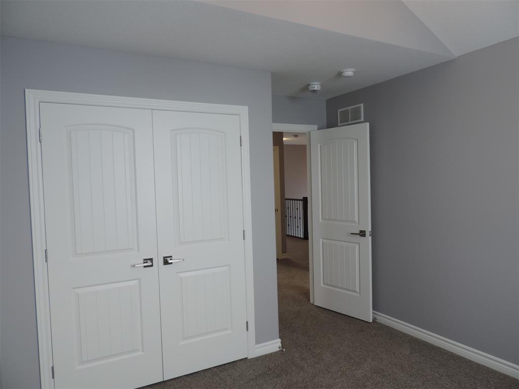 481 JULIANNA Court, Plympton-Wyoming, Ontario, Canada photo 19