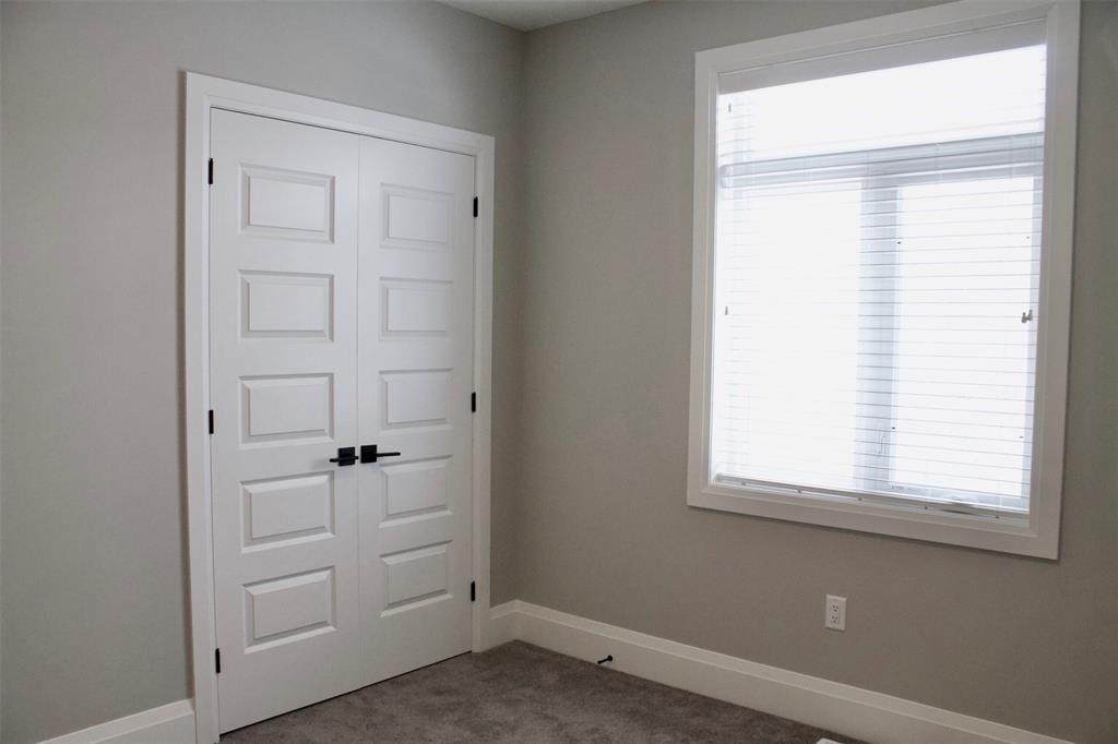 480 HURON Street, Plympton-Wyoming, Ontario, Canada