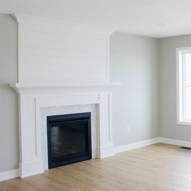 478 HURON Street, Plympton-Wyoming, Ontario, Canada photo 4