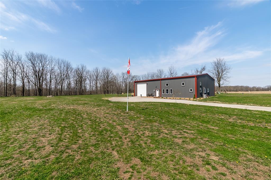 1357 SMITHFALLS Road, Dawn-Euphemia, Ontario, Canada photo 3