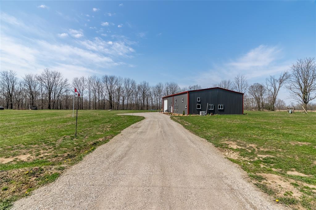 1357 SMITHFALLS Road, Dawn-Euphemia, Ontario, Canada photo 4