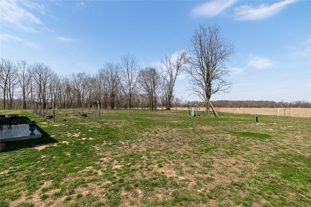 1357 SMITHFALLS Road, Dawn-Euphemia, Ontario, Canada