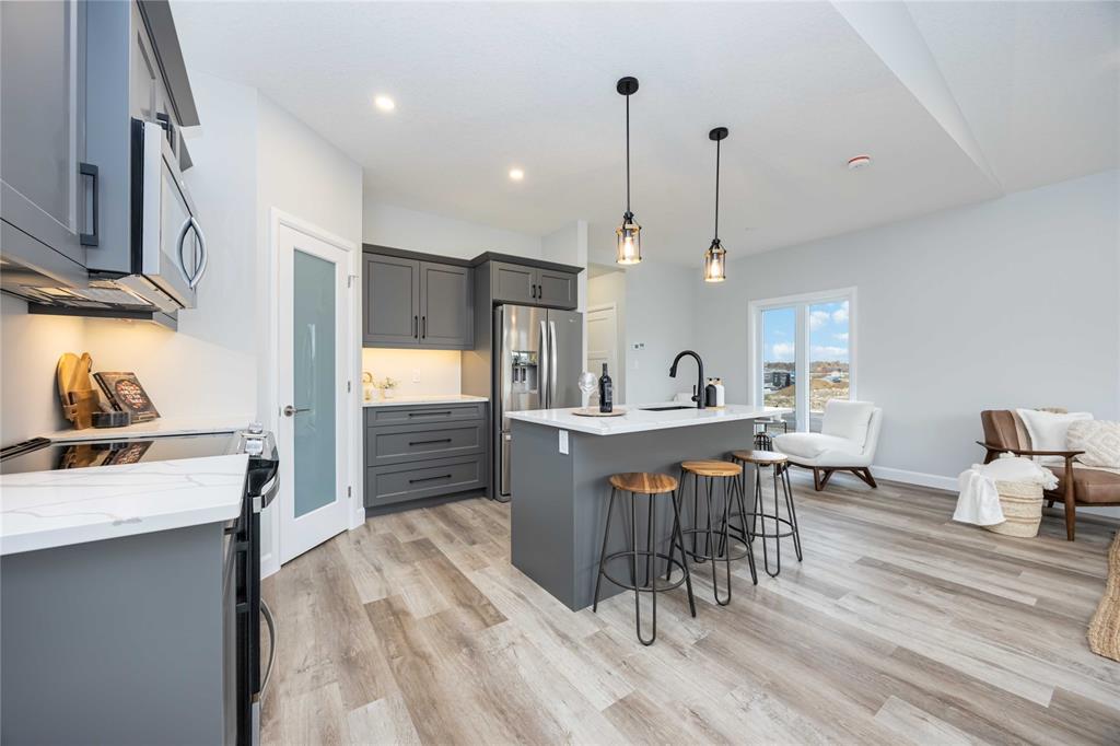 668 KETTER Way, Plympton-Wyoming, Ontario, Canada