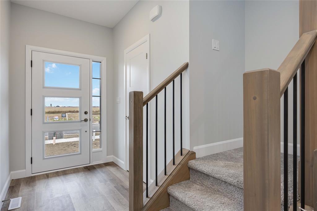 668 KETTER Way, Plympton-Wyoming, Ontario, Canada