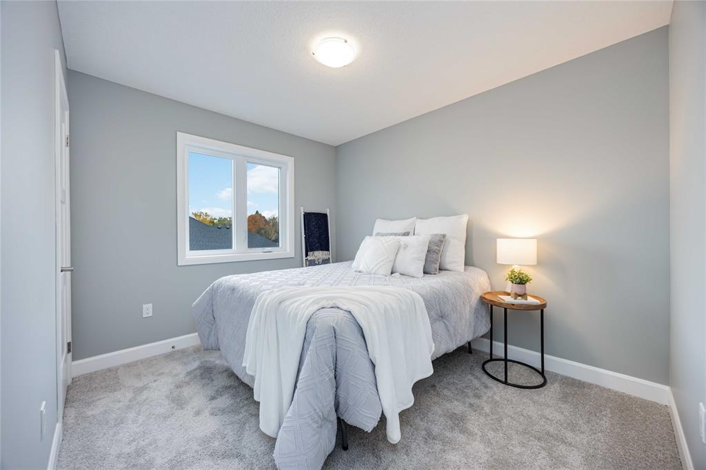 668 KETTER Way, Plympton-Wyoming, Ontario, Canada