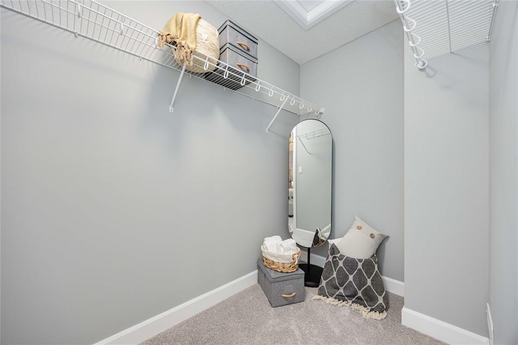 668 KETTER Way, Plympton-Wyoming, Ontario, Canada
