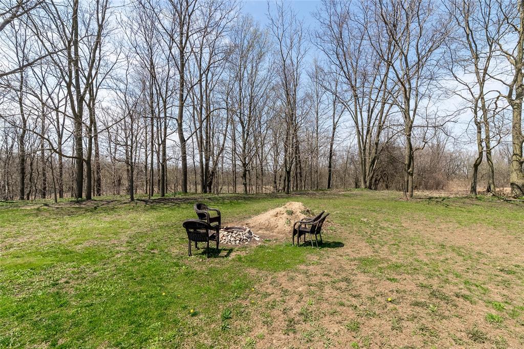 1357 SMITHFALLS Road, Dawn-Euphemia, Ontario, Canada photo 11