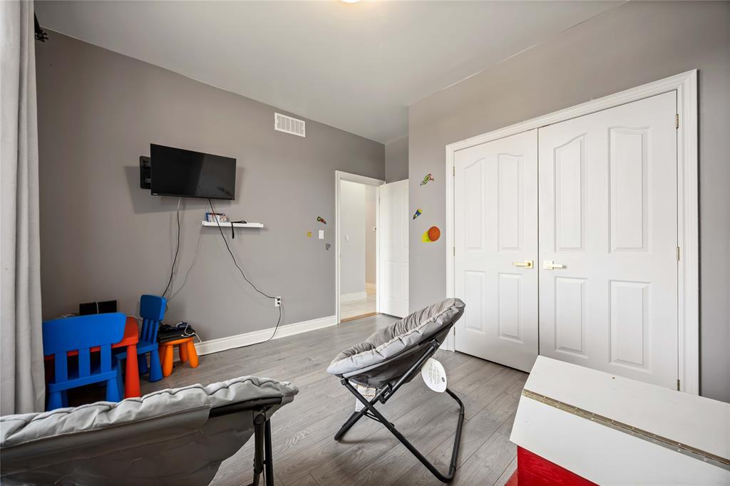 4294 GARDEN Crescent, Petrolia, Ontario, Canada photo 15